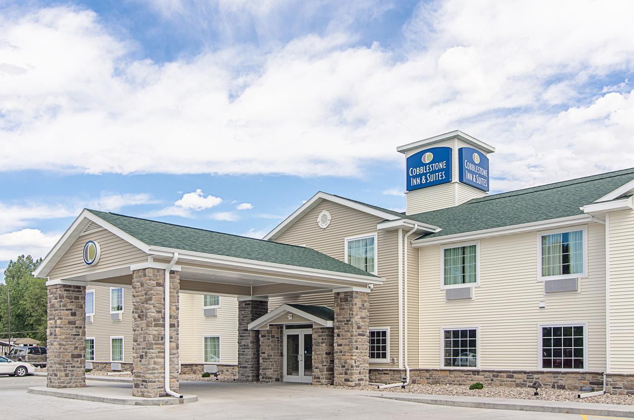 Cobblestone Inn & Suites - Guernsey Exterior photo